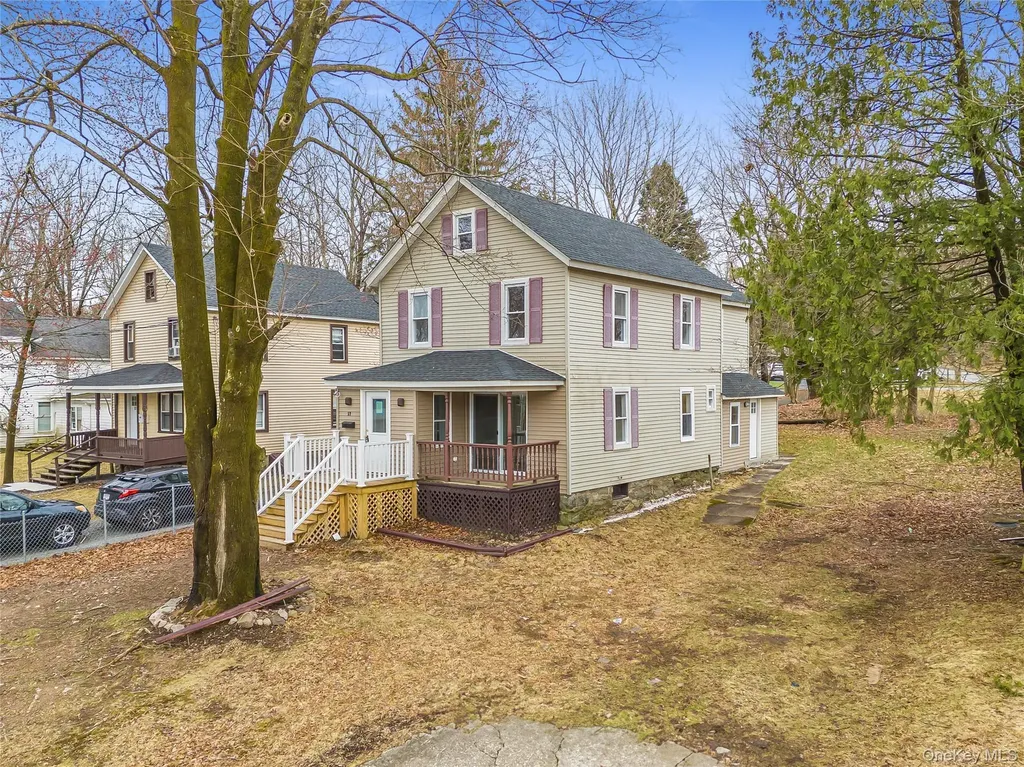 59 Clinton Avenue Monticello NY 12701