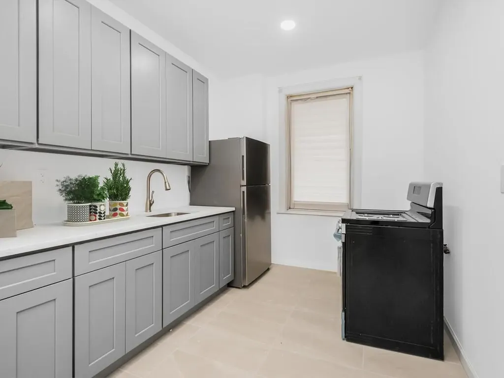 663 E 94th Street Brooklyn NY 11236