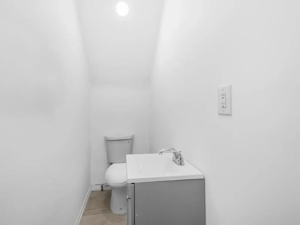 663 E 94th Street Brooklyn NY 11236