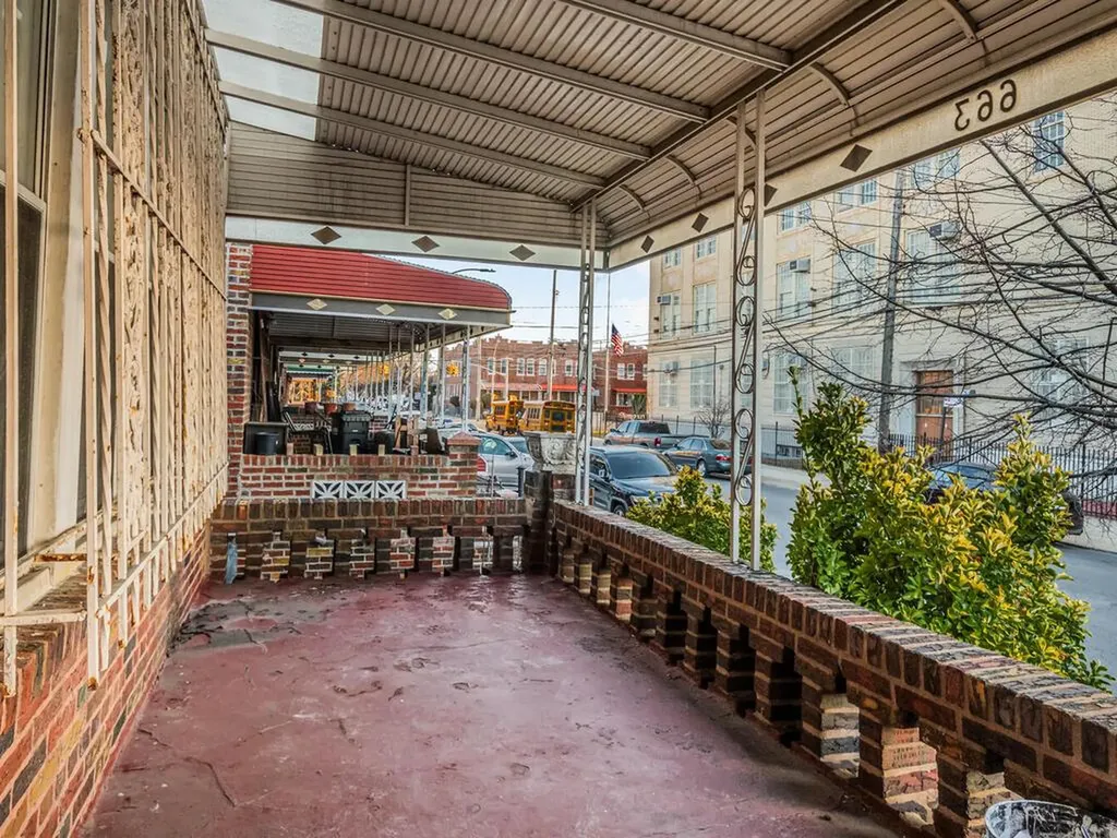 663 E 94th Street Brooklyn NY 11236