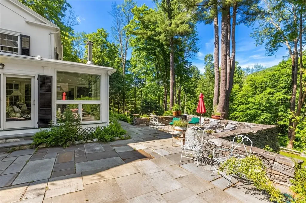 31 Kittredge Drive Carmel NY 10512