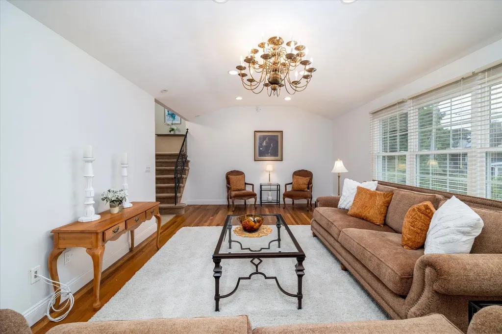 444 Derby Road Baldwin NY 11510