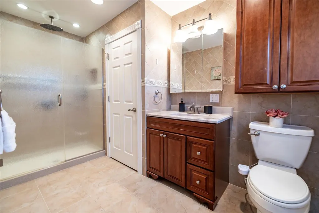 444 Derby Road Baldwin NY 11510