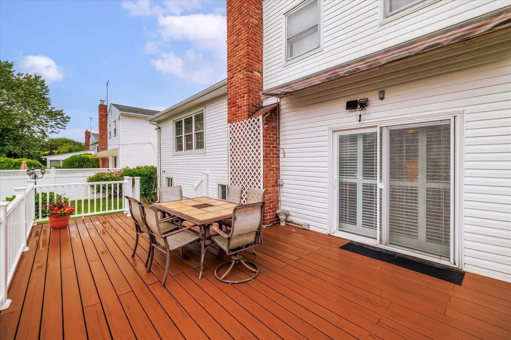 444 Derby Road Baldwin NY 11510