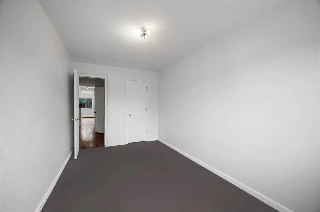 962 Hemlock Street Brooklyn NY 11208