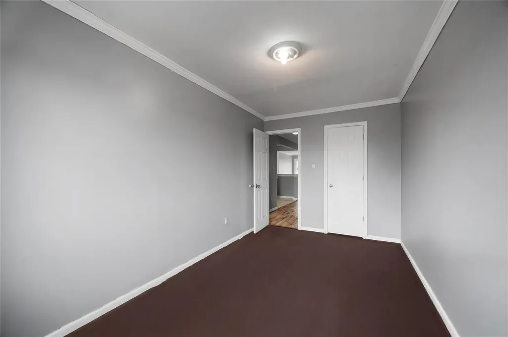 962 Hemlock Street Brooklyn NY 11208