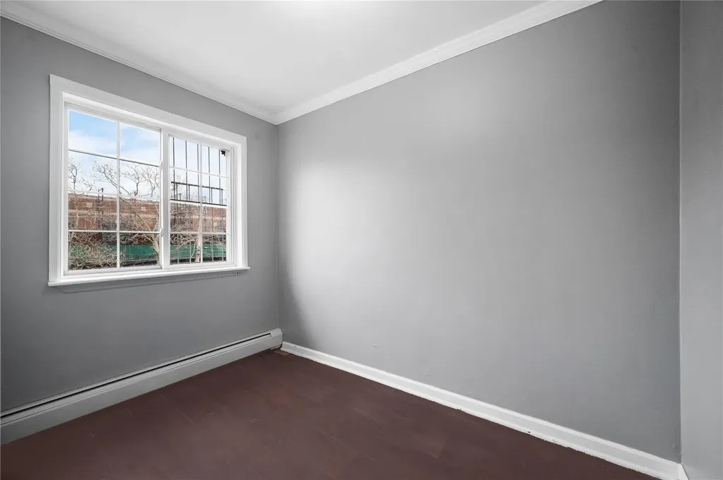 962 Hemlock Street Brooklyn NY 11208
