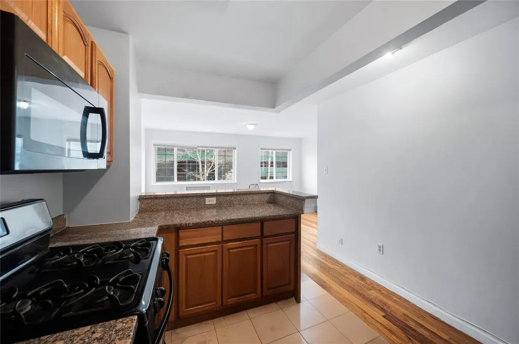 962 Hemlock Street Brooklyn NY 11208