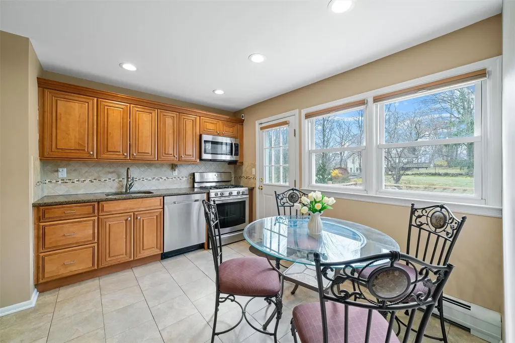 67 Park Road Stony Point NY 10980