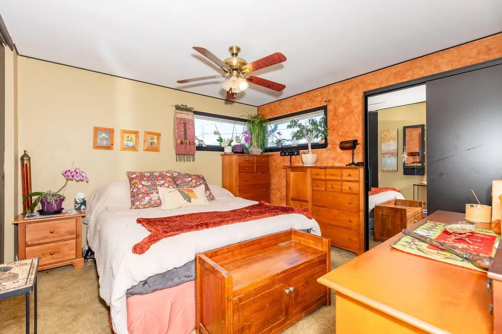 7 Windsor Street Islip NY 11751