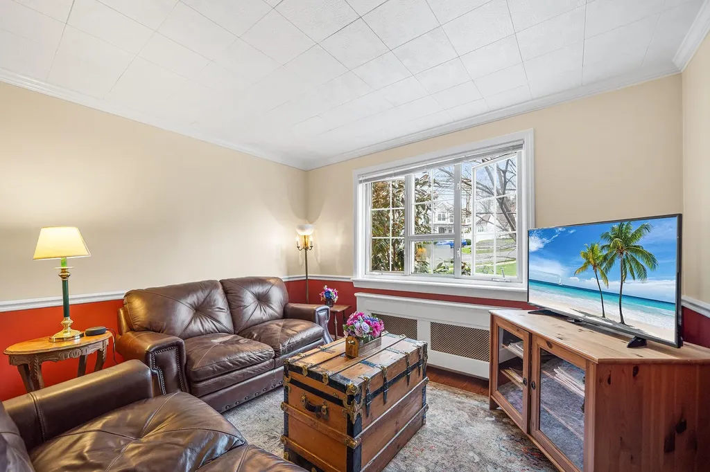 54 Nathan Hale Drive Huntington NY 11743