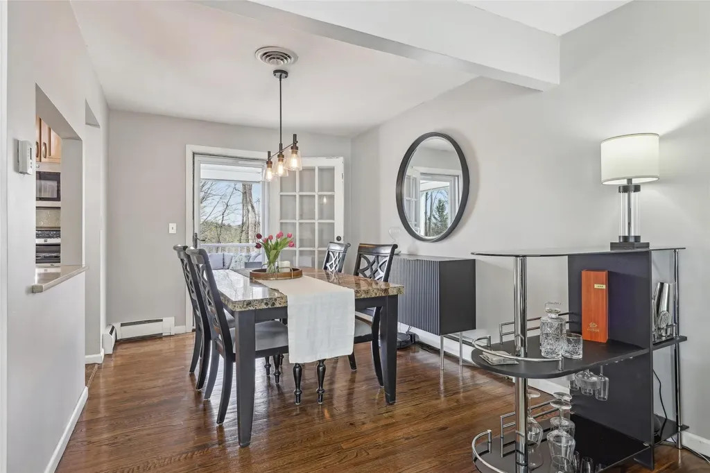 1548 East Boulevard Peekskill NY 10566