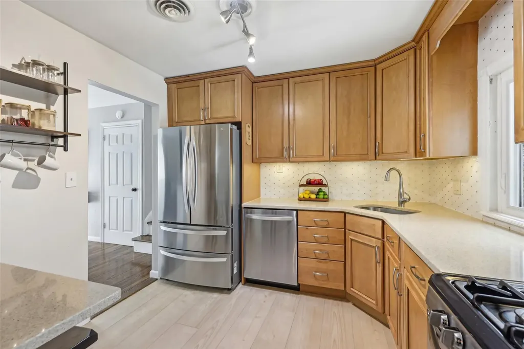 1548 East Boulevard Peekskill NY 10566