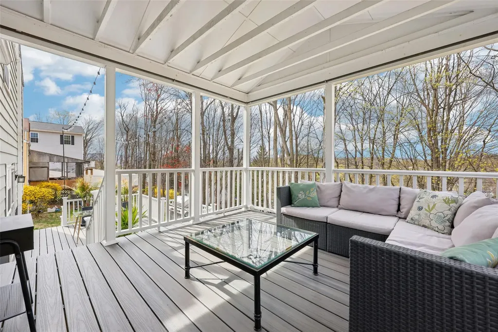 1548 East Boulevard Peekskill NY 10566