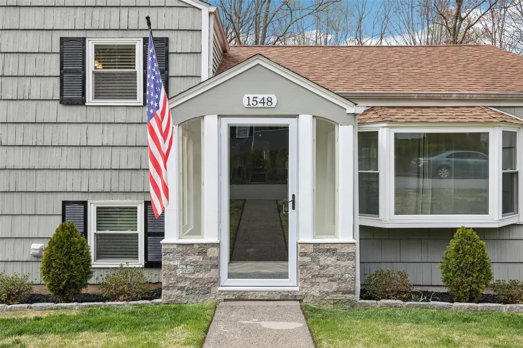 1548 East Boulevard Peekskill NY 10566