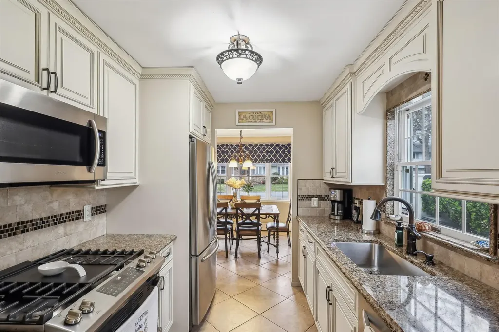 1032 5th Street West Babylon NY 11704