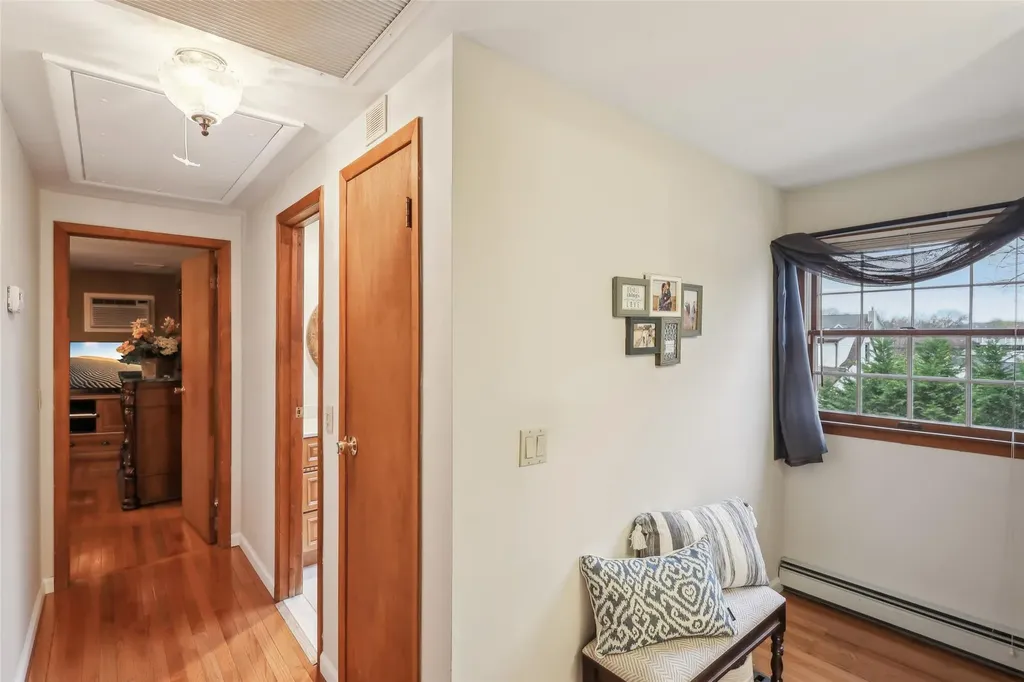 1032 5th Street West Babylon NY 11704