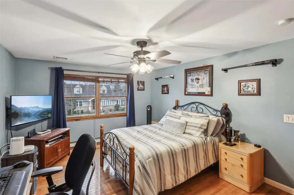 1032 5th Street West Babylon NY 11704