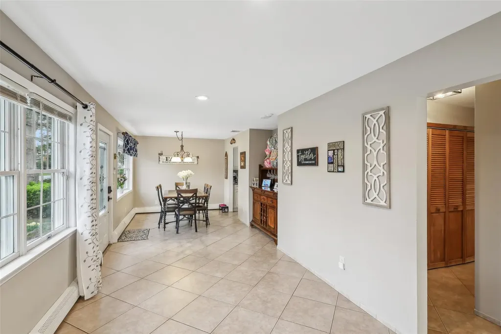 1032 5th Street West Babylon NY 11704