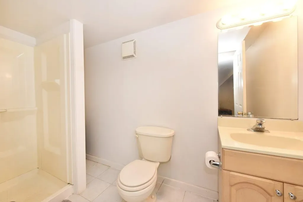 5 Imogene Drive Massapequa NY 11758