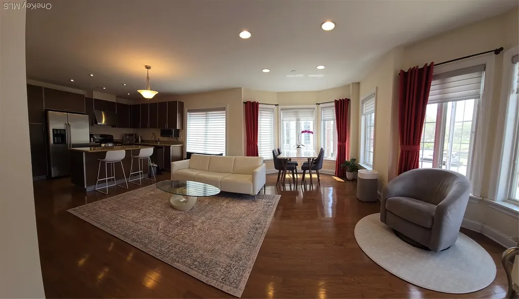 337 Park Crescent College Point NY 11356