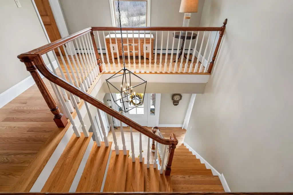 218 Cream Street Poughkeepsie NY 12601
