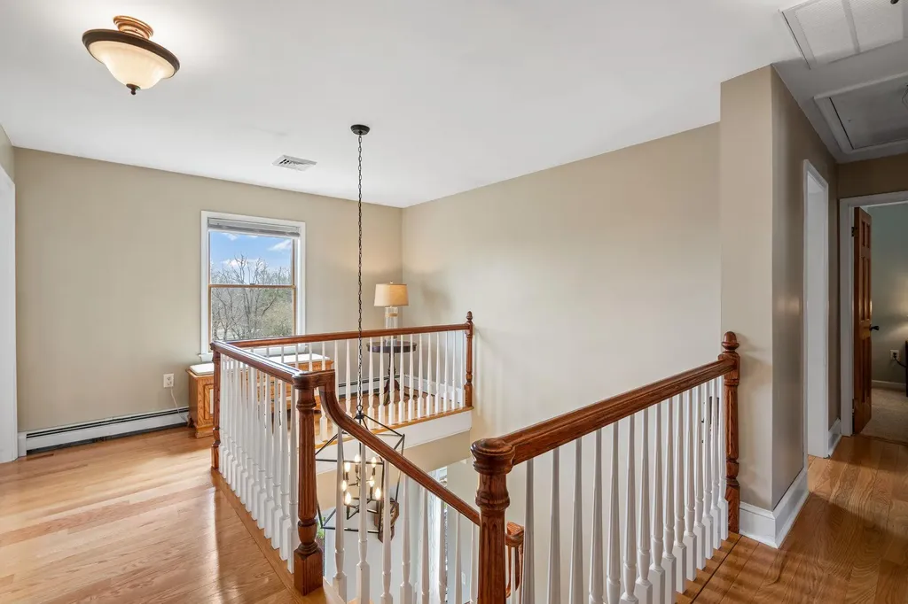 218 Cream Street Poughkeepsie NY 12601