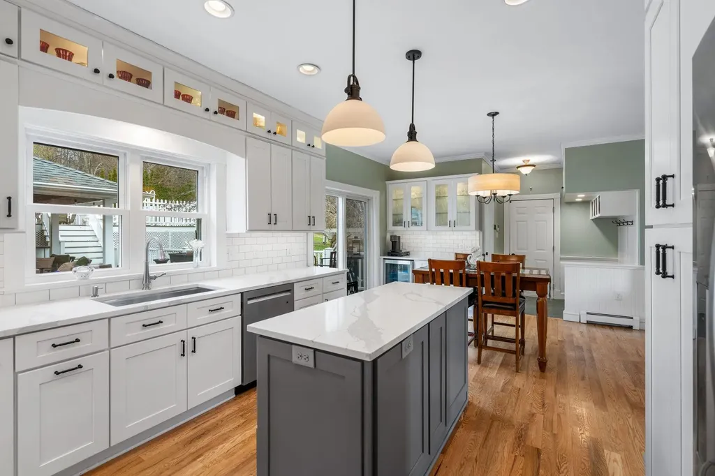 218 Cream Street Poughkeepsie NY 12601