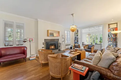 5 Carstensen Road Scarsdale NY 10583