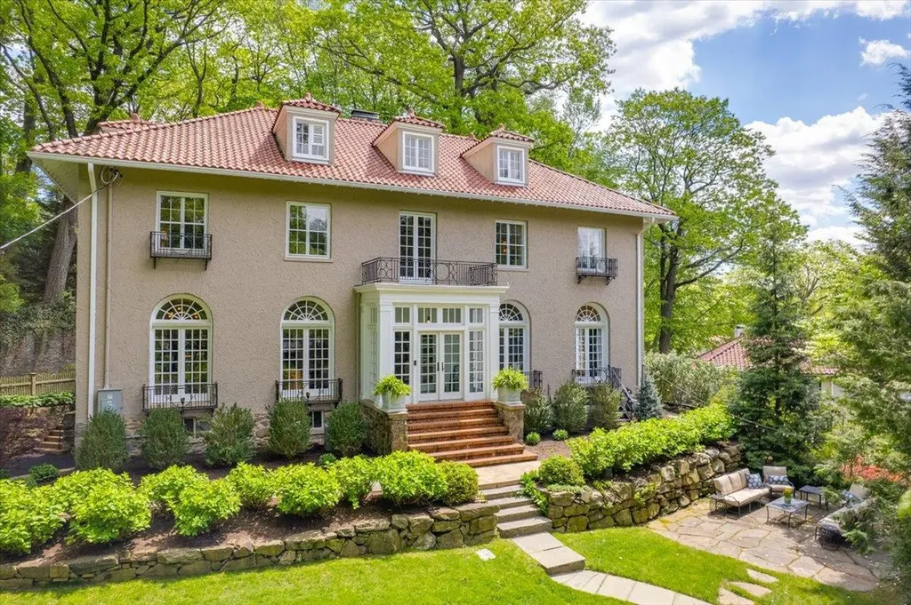 134 Harmon Avenue Pelham NY 10803