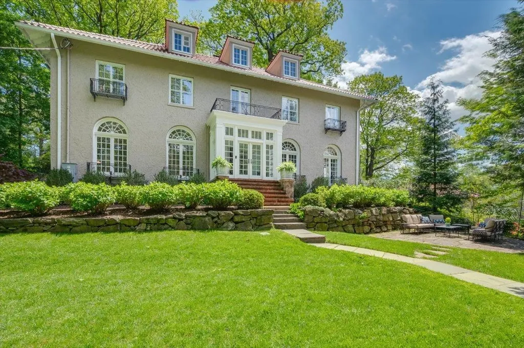 134 Harmon Avenue Pelham NY 10803
