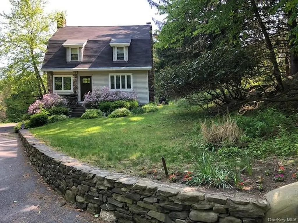 47 Mine Hill Road Cornwall NY 12518
