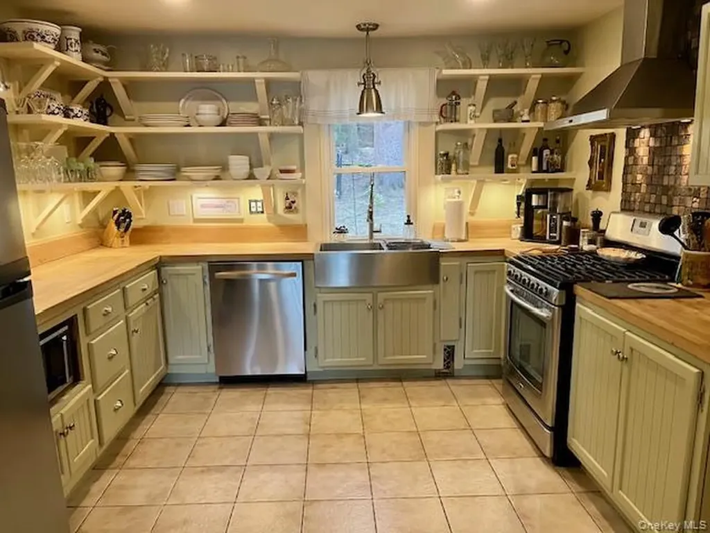 47 Mine Hill Road Cornwall NY 12518