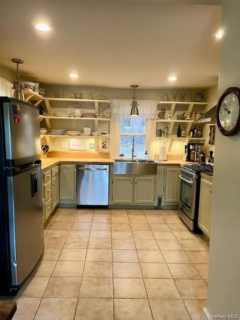 47 Mine Hill Road Cornwall NY 12518