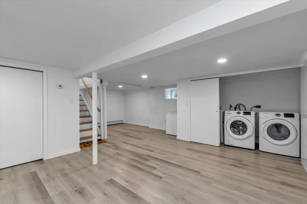 10 Post Street Glen Head NY 11545