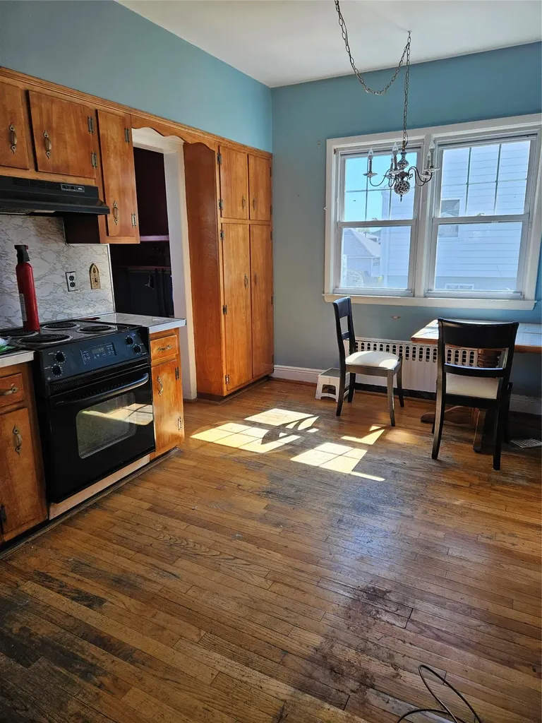 182 Parkway N Yonkers NY 10704