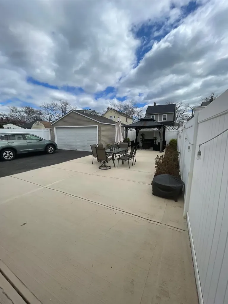 117 Derby Street Valley Stream NY 11581