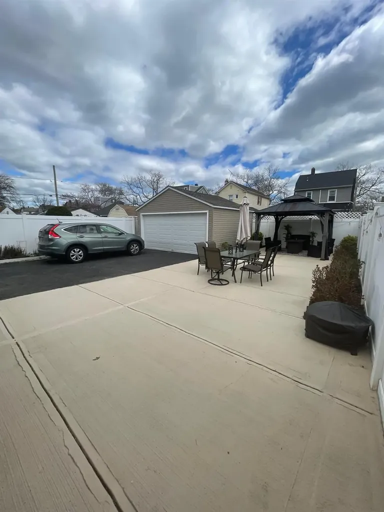 117 Derby Street Valley Stream NY 11581