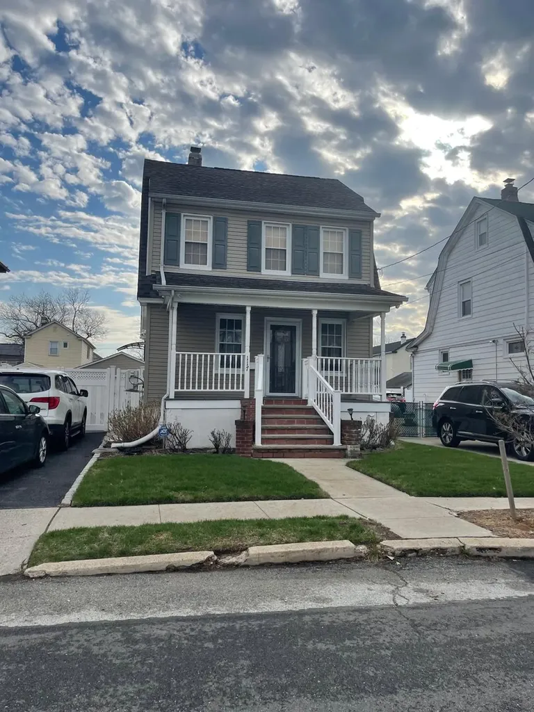 117 Derby Street Valley Stream NY 11581