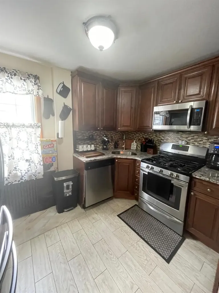 117 Derby Street Valley Stream NY 11581