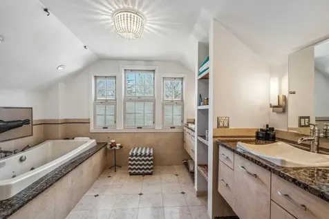 2 Livingston Road Bellport Village NY 11713