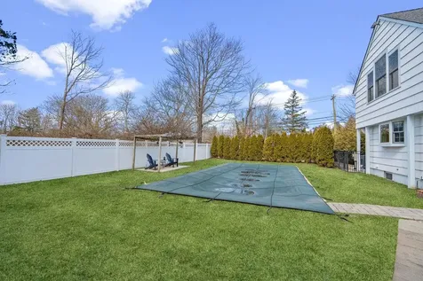 2 Livingston Road Bellport Village NY 11713