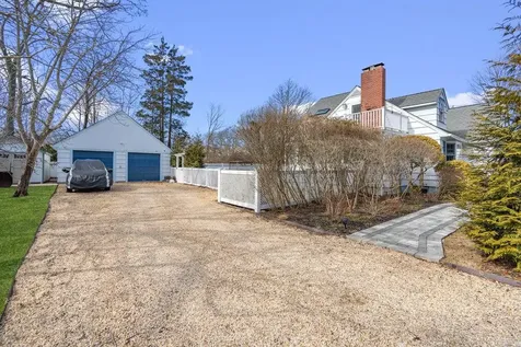 2 Livingston Road Bellport Village NY 11713