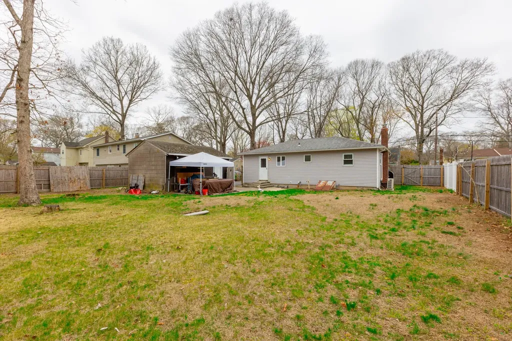 33 Pine Cone Street Middle Island NY 11953