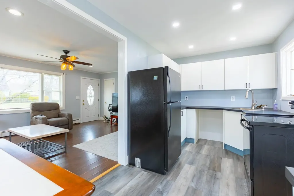 33 Pine Cone Street Middle Island NY 11953