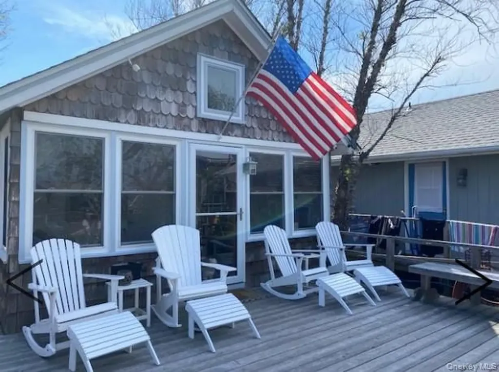151 Ocean Road Ocean Beach NY 11770