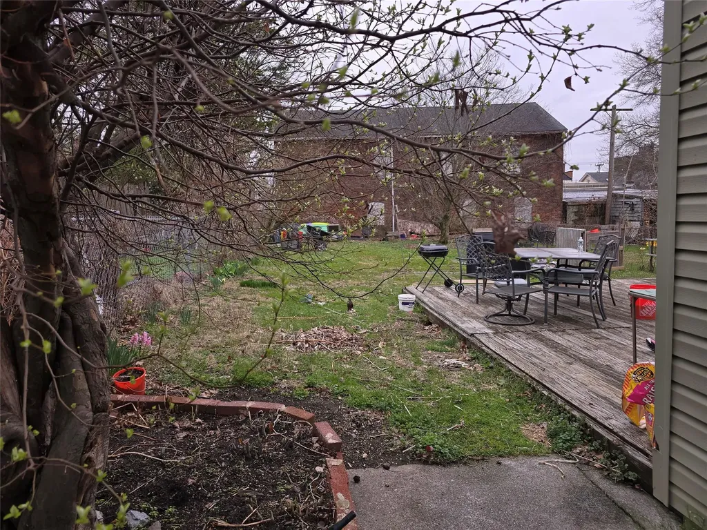 18 Mansion Street Poughkeepsie NY 12601