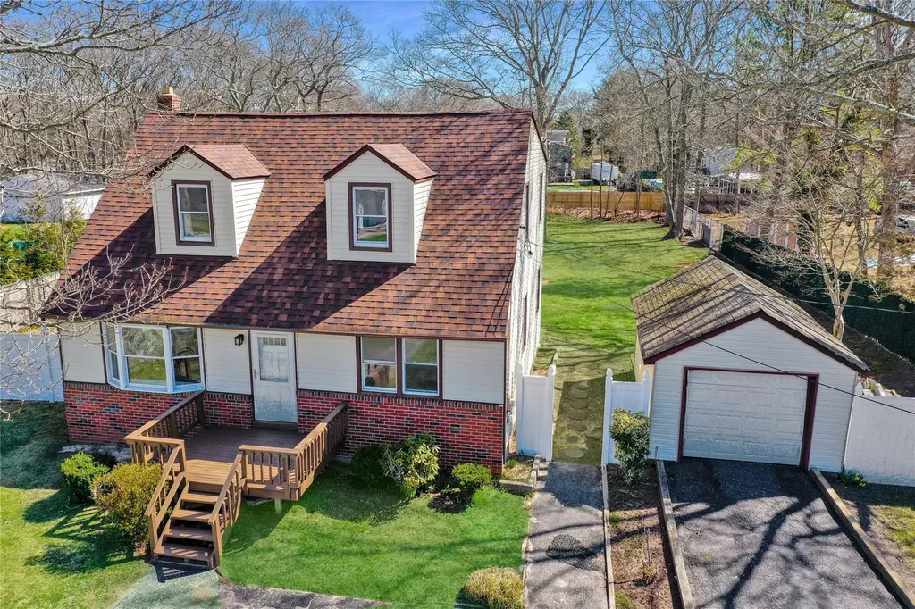 19 Stackyard Drive Mastic Beach NY 11951