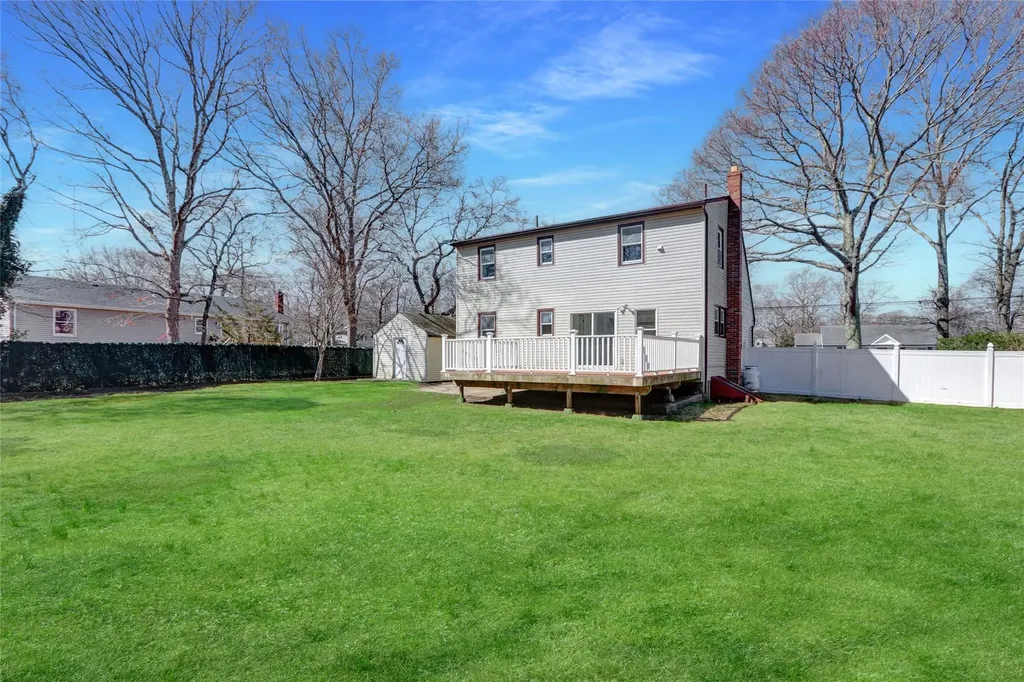19 Stackyard Drive Mastic Beach NY 11951