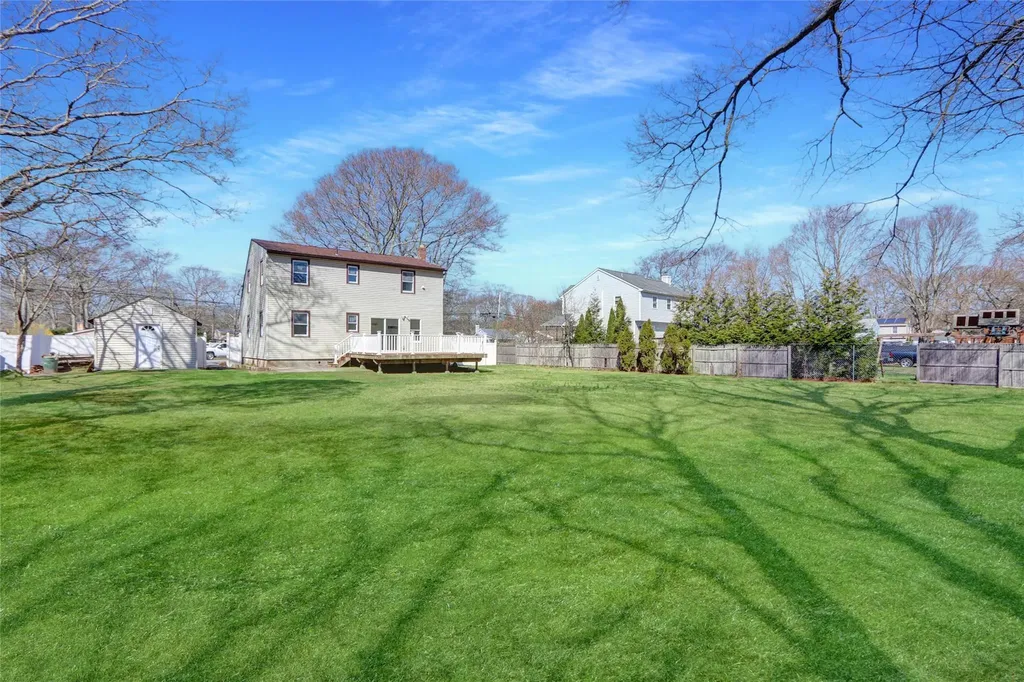 19 Stackyard Drive Mastic Beach NY 11951